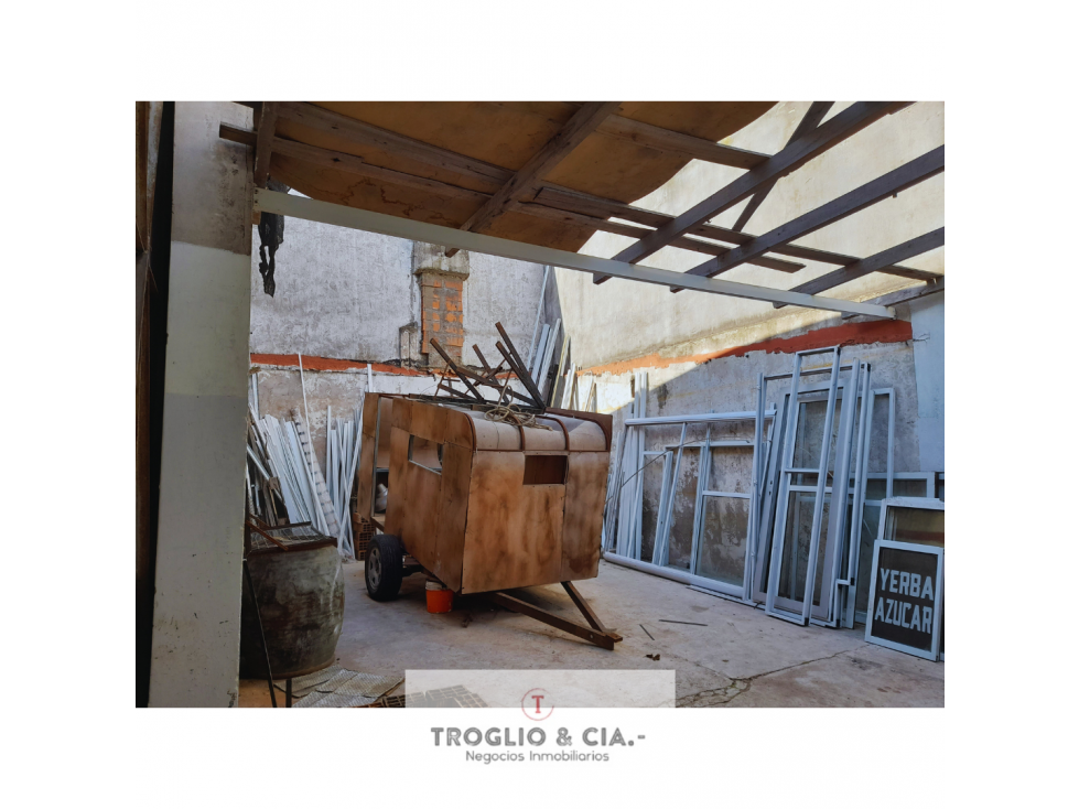 GALPON COMERCIAL Y CASA EN CALLE CASTELLI - 6