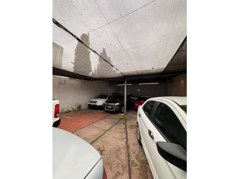 LOCAL COMERCIAL SOBRE AV COLON - 6