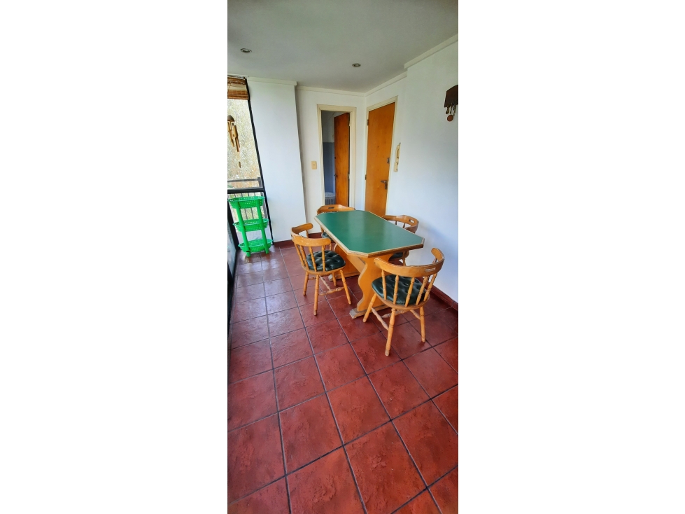 DEPARTAMENTO 4 AMBIENTES CON BALCON Y DEPENDENCIA - LA PERLA — foto 4