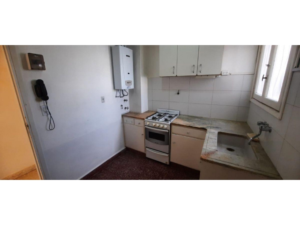 ALQUILER 24 MESES DEPARTAMENTO 3 AMBIENTES C/ BALCON - PLAZA MITRE — foto 4