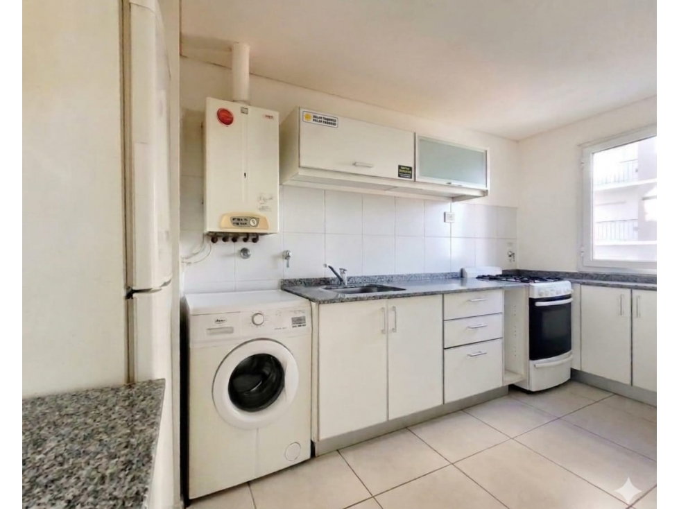 Venta departamento 1 ambiente dividido. externo. Baulera. Plaza Mitre — foto 4