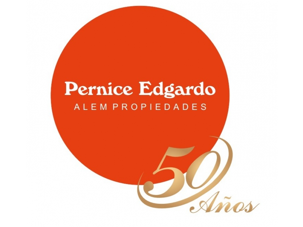 Local en Venta. Sobre Diagonal Pueyrredon