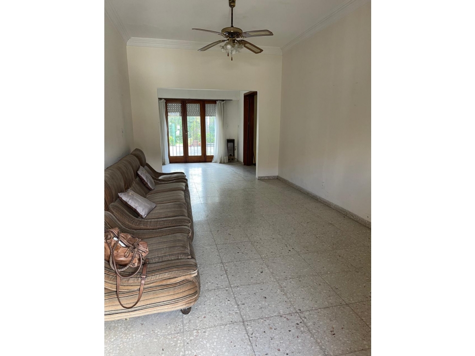 Chalet en Venta 5 ambientes zona Guemes