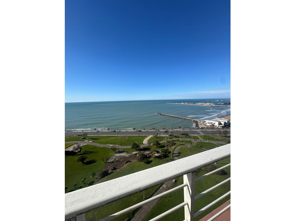 Venta Depto Playa Grande. Vista Mar y Parque San Martín.