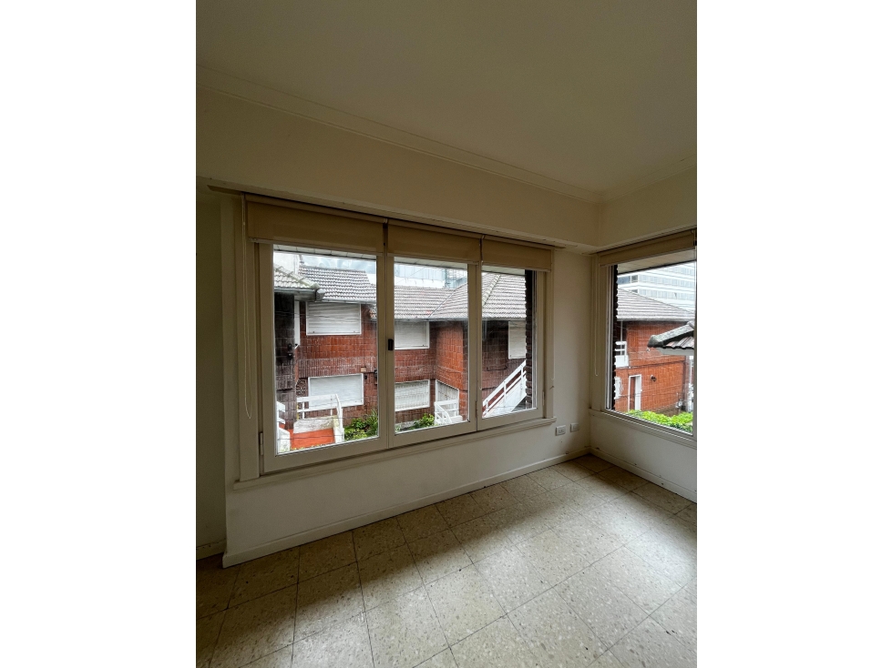 Venta de Ph 3 Amb + Cochera, Zona Playa Grande — foto 3