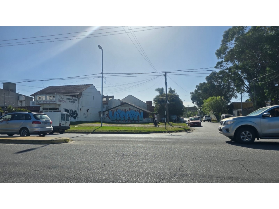 Venta Lote en esquina sore Avenida Carlos Tejedor — foto 2
