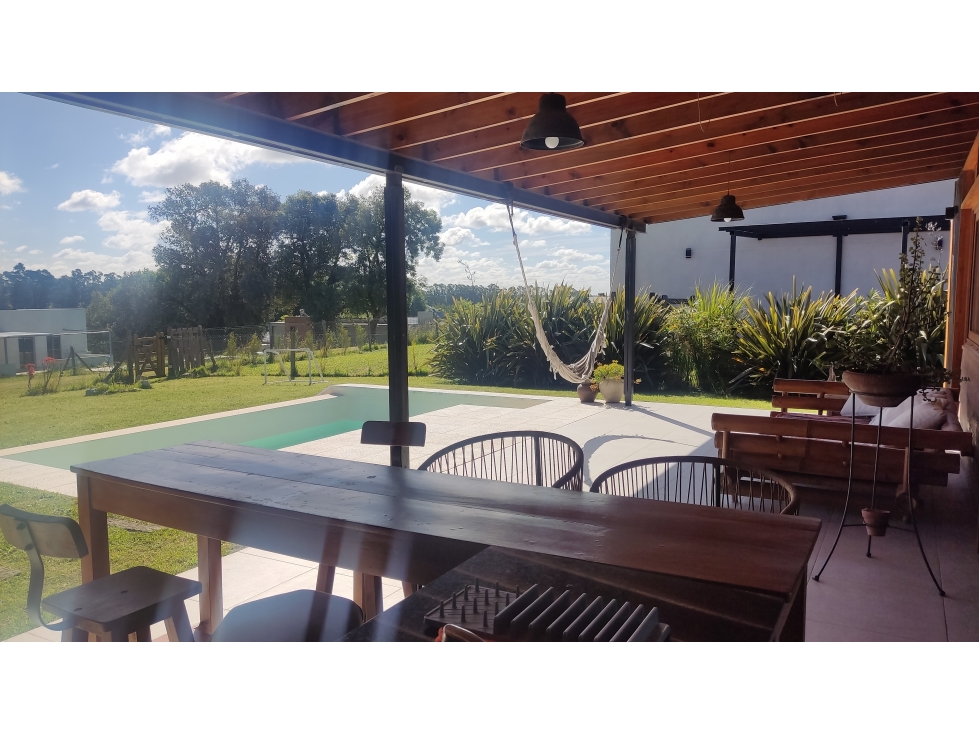 Alquiler 12 meses. Chalet en San Benito. - 2