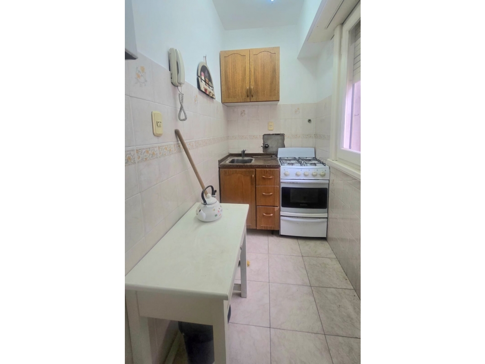 Venta monoambiente zona Guemes - 3