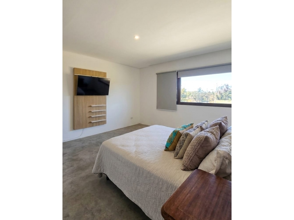 VENTA CASA 3 AMBIENTES CON PISCINA Y PARQUE SAN BENITO - 6