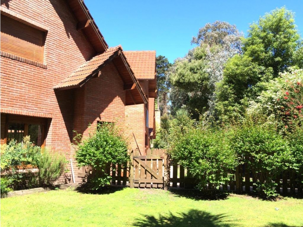 Chalet en venta en Bosque Peralta Ramos — foto 2