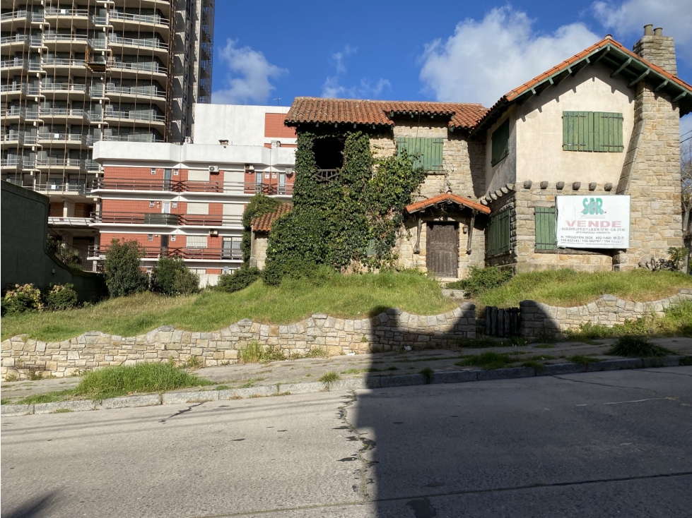 CHALET BERNARDO DE IRIGOYEN Y GASCON