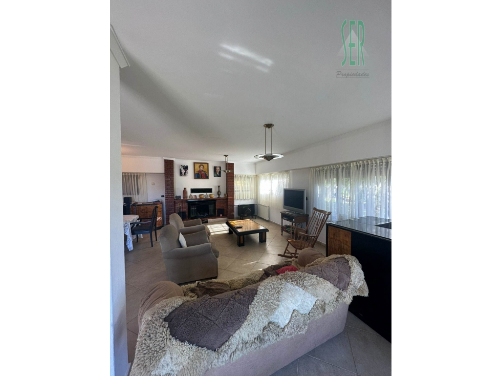 IMPECABLE CASA QUINTA — foto 5
