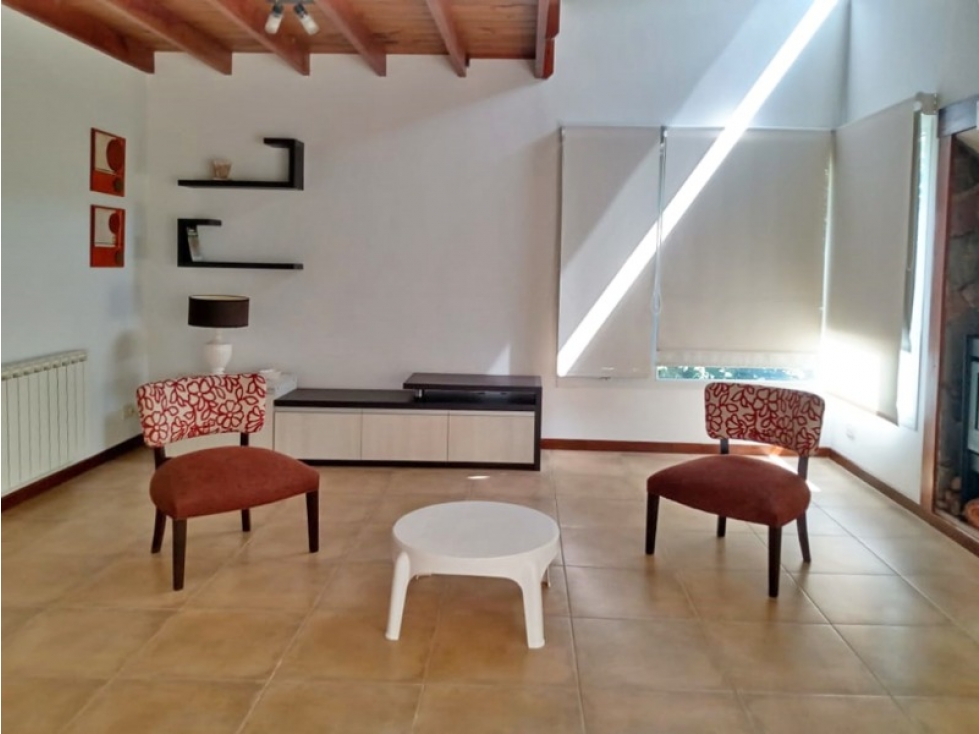 VENTA - CHALET 4 AMBIENTES - SIERRA DE LOS PADRES - 4