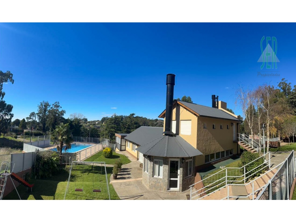 IMPECABLE CASA QUINTA — foto 3