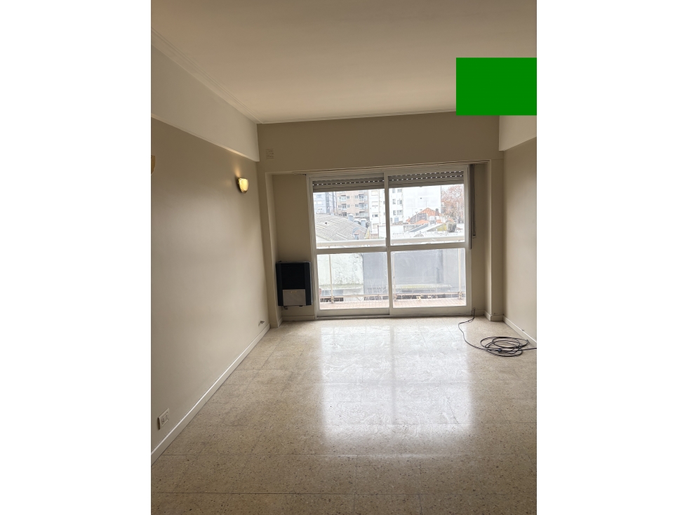 VENTA - DPTO 3 AMBIENTES - CON COCHERA - ALBERTI 2500 - 2