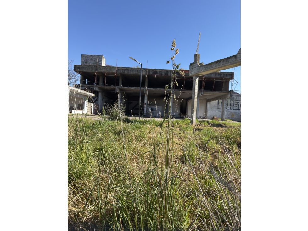 VENTA - TERRENO PARA INVERSORES - 3