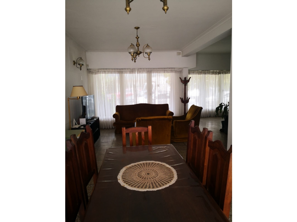 CHALET 4 AMBIENTES - BERNARDO DE YRIGOYEN 3700 — foto 3