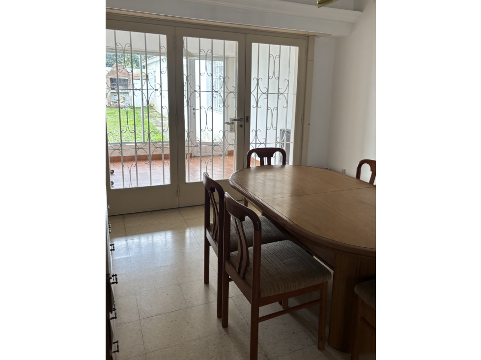 ALQUILER - CASA DE 4 DORMITORIOS - LAVALLE 2500 - 5