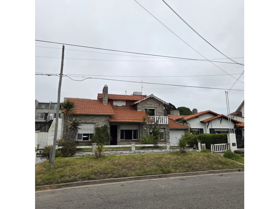 VENTA CHALET WAIKIKI — foto 2