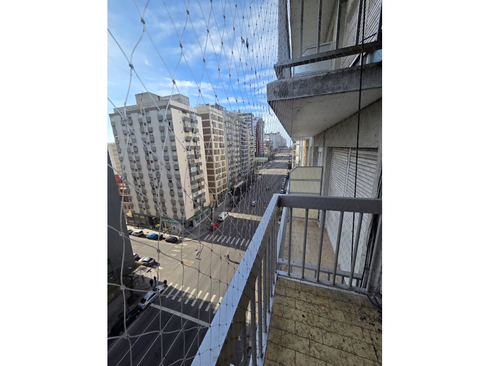 VENTA DEPARTAMENTO 2 AMB CON DEPENDENCIA - 3