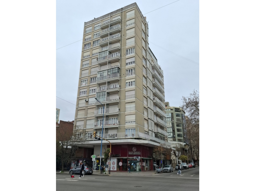 VENTA DEPARTAMENTO 3 AMB AMPLIOS MACROCENTRO