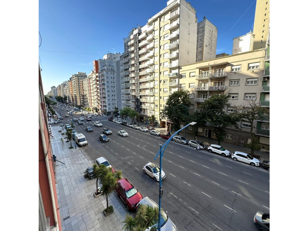 VENTA DEPTO DOS CON DEPENDENCIA Y COCHERA