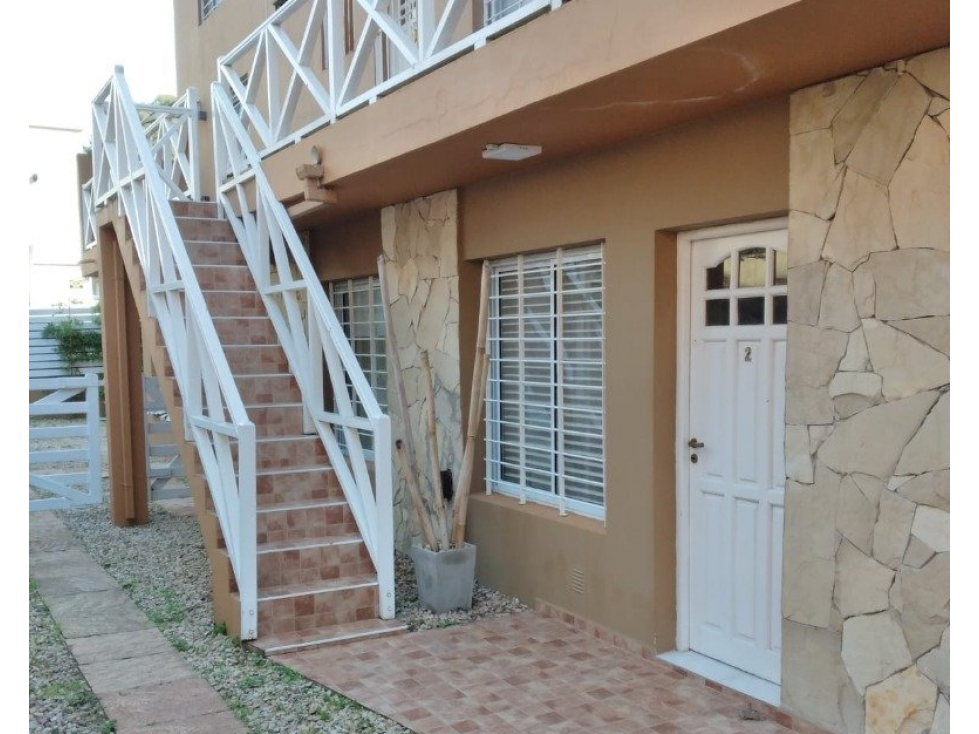 DEPARTAMENTO DE 3 AMBIENTES CON GAS NATURAL uf 02