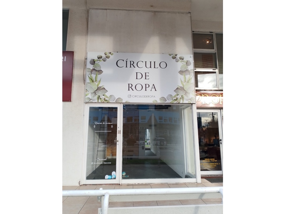 PINAMAR - LOCAL COMERCIAL EN PLENO CENTRO DE PINAMAR - 2