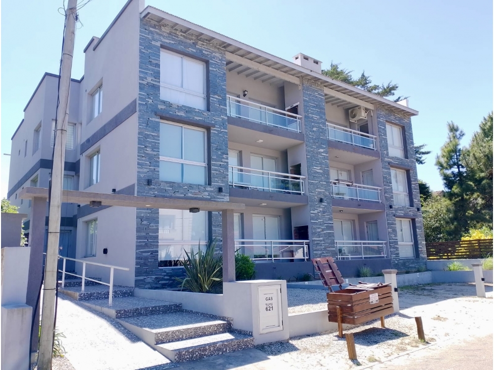 PINAMAR- TUYU UF10 CENTRICO DEPARTAMENTO CON COCHERA - 1