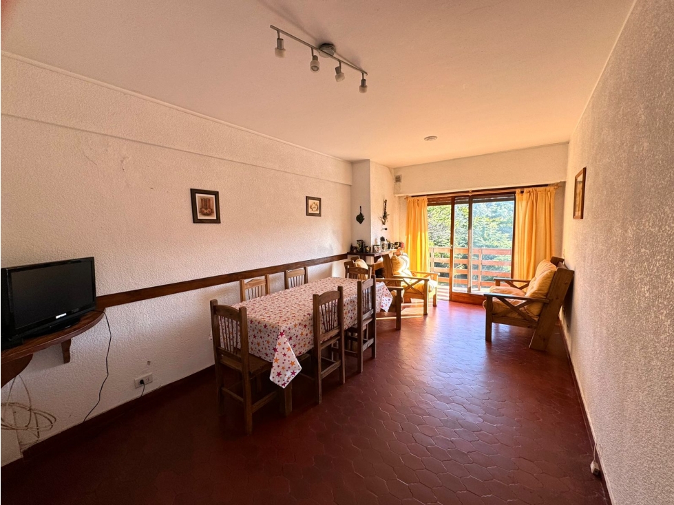 PINAMAR CENTRO - DEPARTAMENTO LIBERTADOR — foto 2