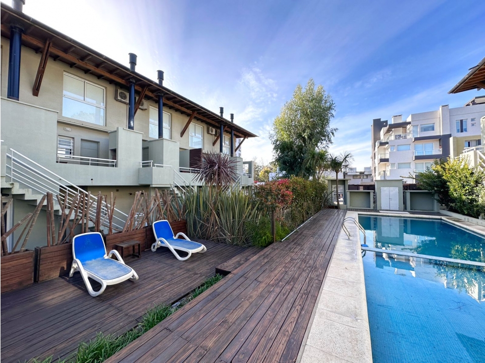 DUPLEX EN EL COMPLEJO LAS CAÑAS CON PISCINA Y GYM - 2