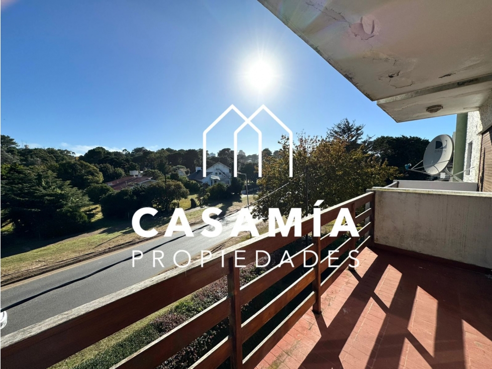 PINAMAR CENTRO - DEPARTAMENTO LIBERTADOR
