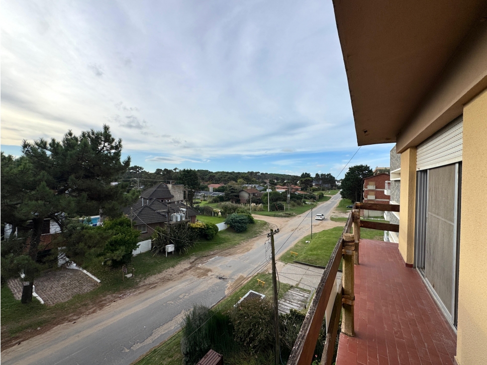 PINAMAR -DEPARTAMENTO DE 2 AMBIENTES A 100 MTS DEL MAR -BRISAS - 4