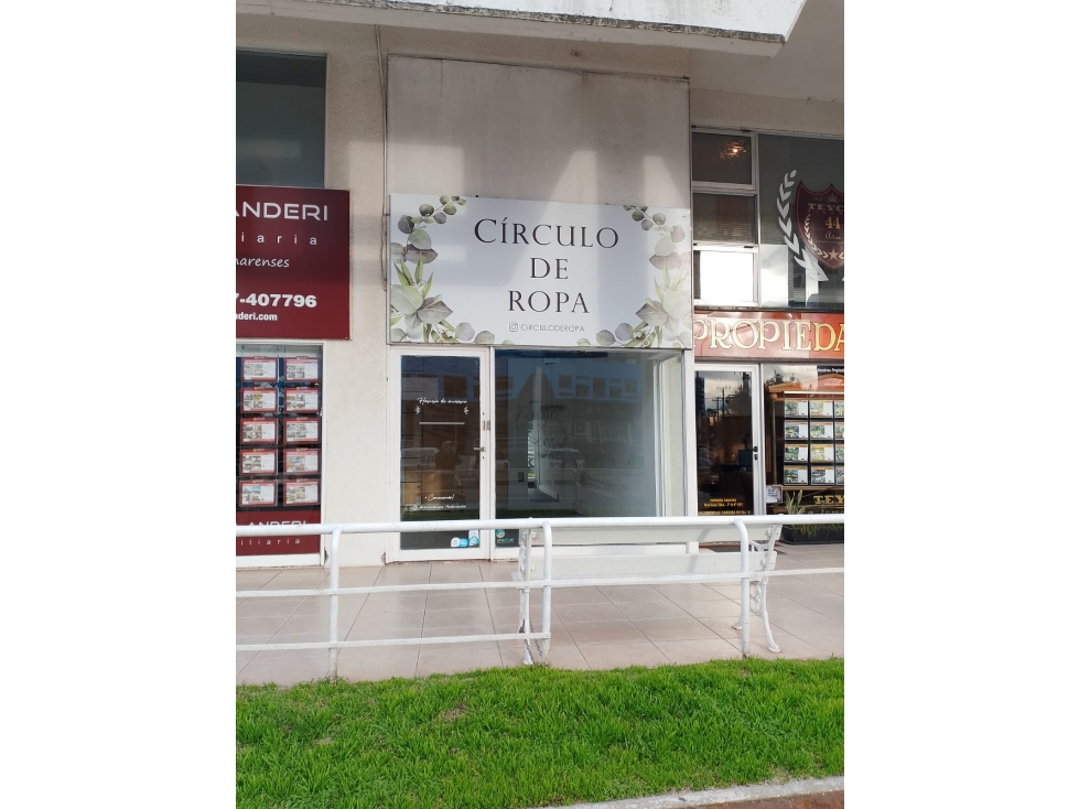PINAMAR - LOCAL COMERCIAL EN PLENO CENTRO DE PINAMAR - 3