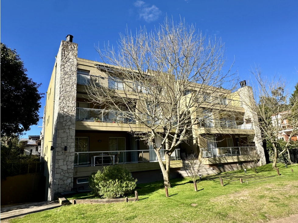 PINAMAR - DEPARTAMENTO MERLUZA , COMPLEJO CON PILETA - 2