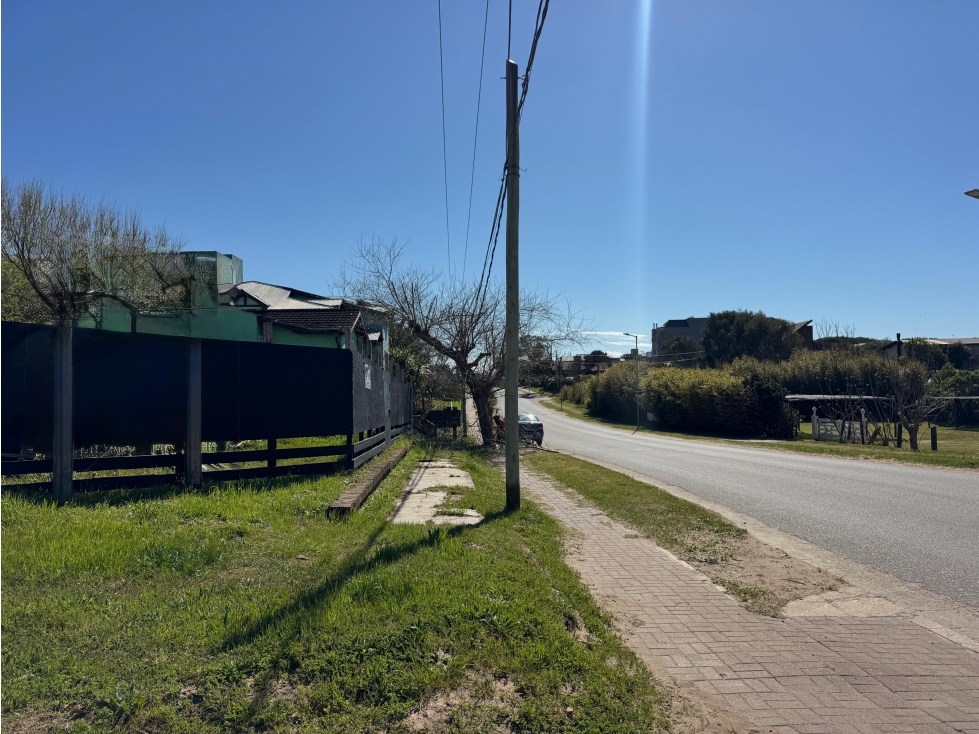MAR DE OSTENDE - LOTE MULTIFAMILIAR A 100 MTS DEL MAR — foto 4