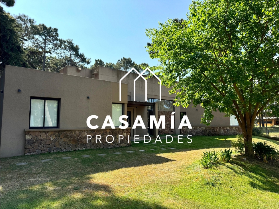 PINAMAR - CASA DERIVA CON PISCINA TEMPORADA 2027