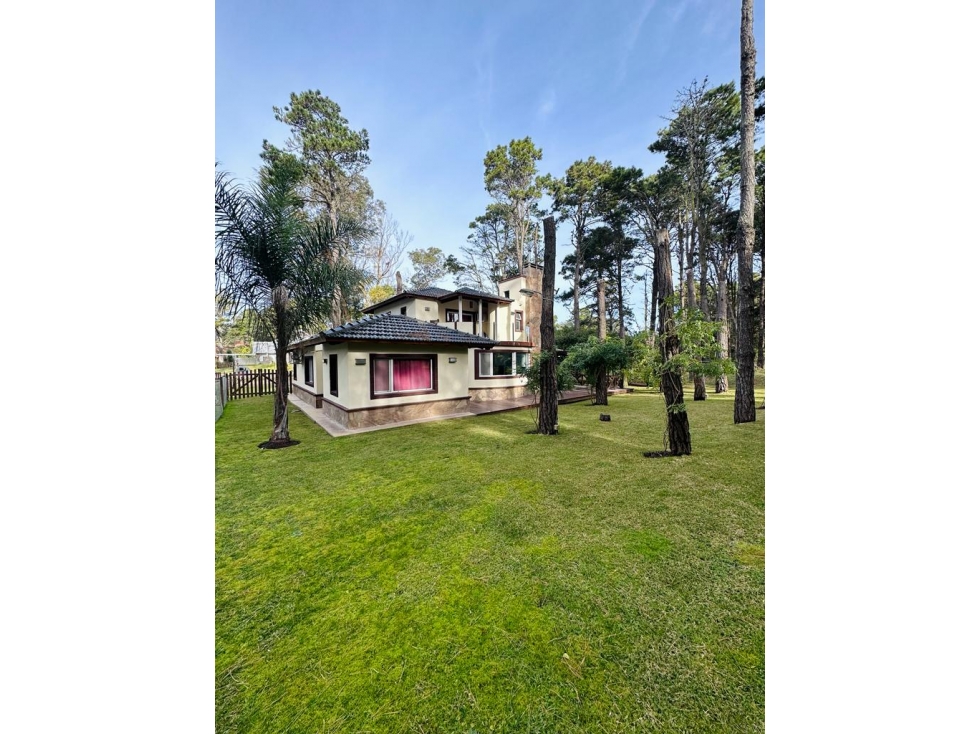 PINAMAR - CASA LOS NIETOS, ZONA ALAMOS - TEMPORADA 2027 - 5
