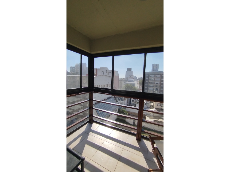 Semipiso 3 ambientes Edif. Categoría. Plaza Mitre — foto 6