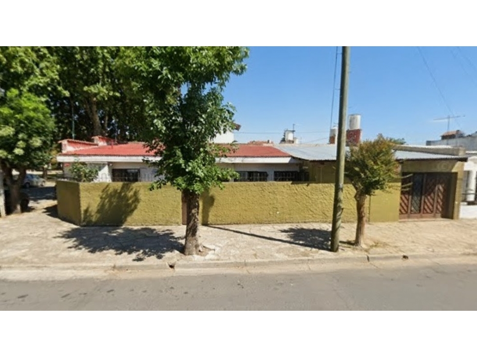 Casa 3 ambientes lote propio 150 M2. Moreno y Marconi - 1