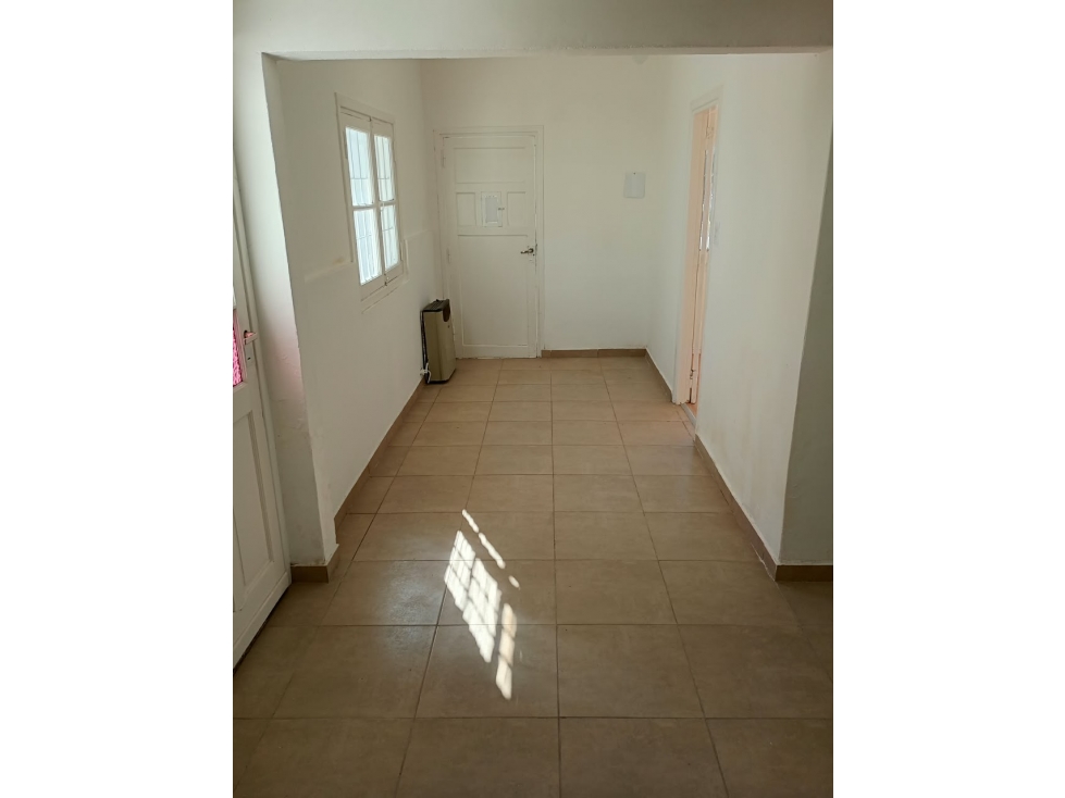 Casa 3 ambientes lote 10 x 13 m. B° Las Avenidas — foto 4