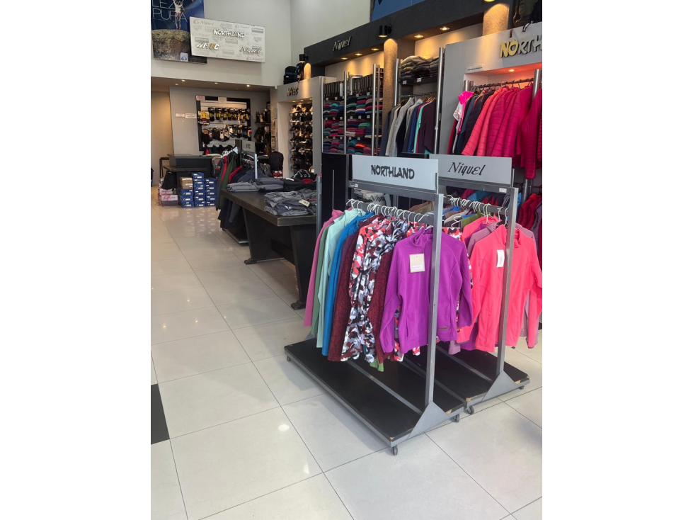 Alquiler local comercial zona Juan B. Justo — foto 4