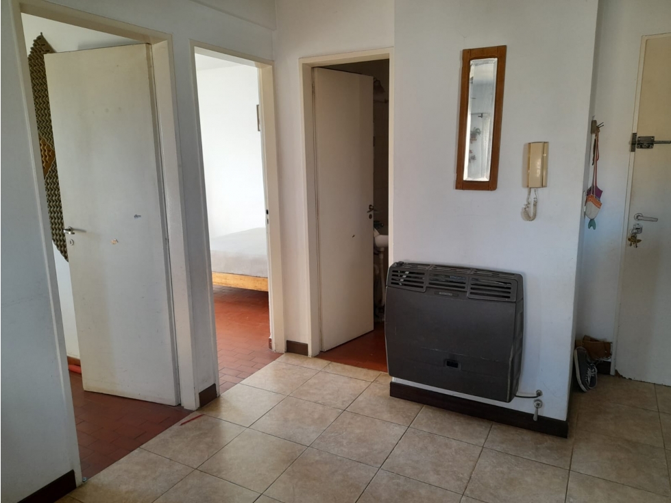 Venta Departamento 3 ambientes con cochera descubierta
