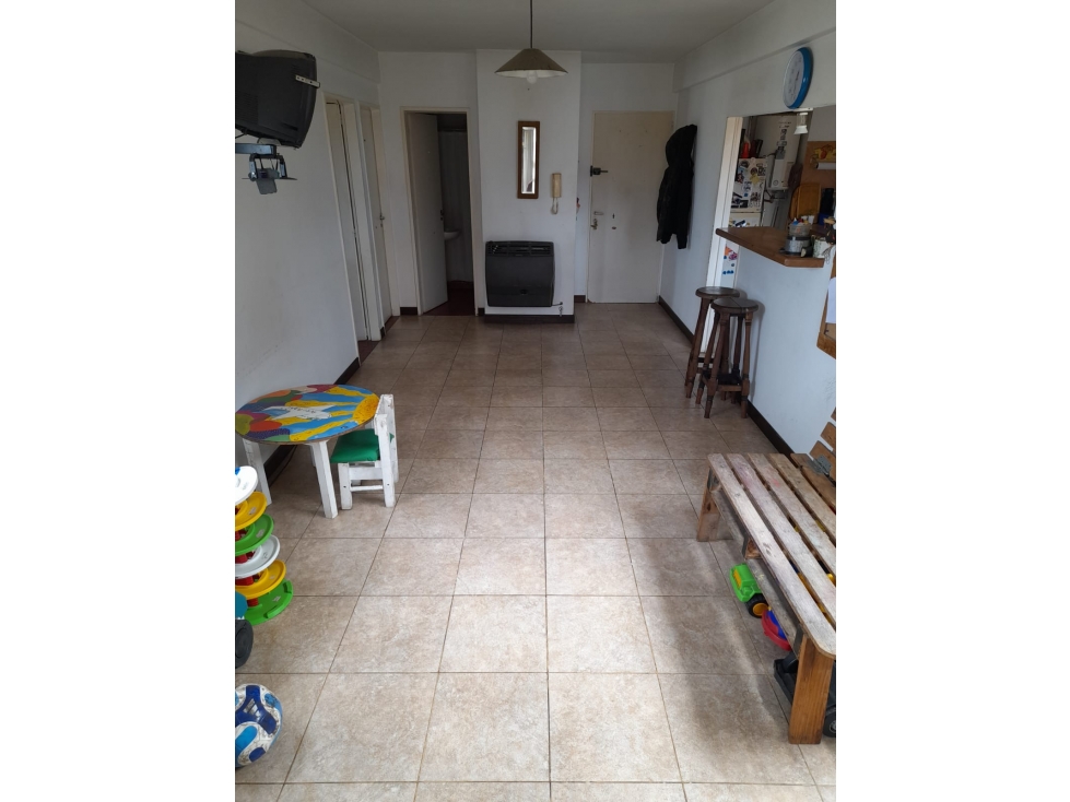 Venta Departamento 3 ambientes con cochera descubierta — foto 2