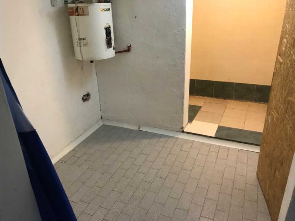 Alquiler Galpon zona Juan B. Justo - 2