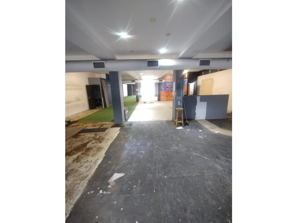 Alquiler local comercial Juan B. Justo - 1