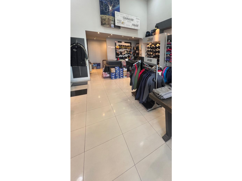Alquiler local comercial zona Juan B. Justo — foto 2