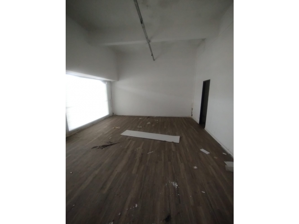 Venta local comercial Juan B. Justo - 3