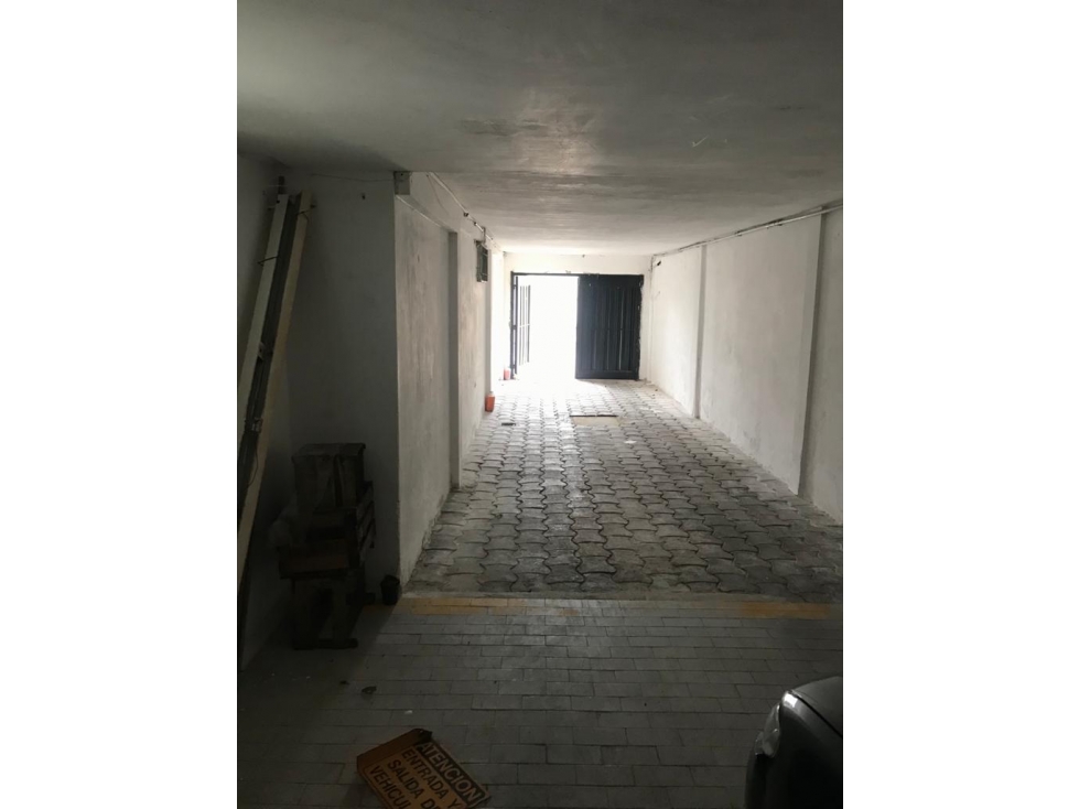 Alquiler Galpon zona Juan B. Justo - 4