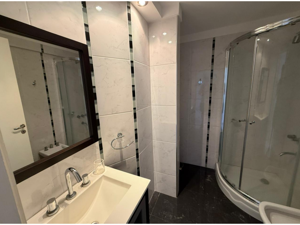 alquiler departamento 2 ambientes con cochera zona Playa Grande - 5